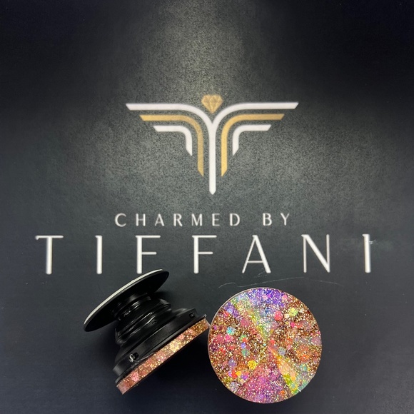 Charmed By Tiffani Pop Sockets - Picture 1 of 1